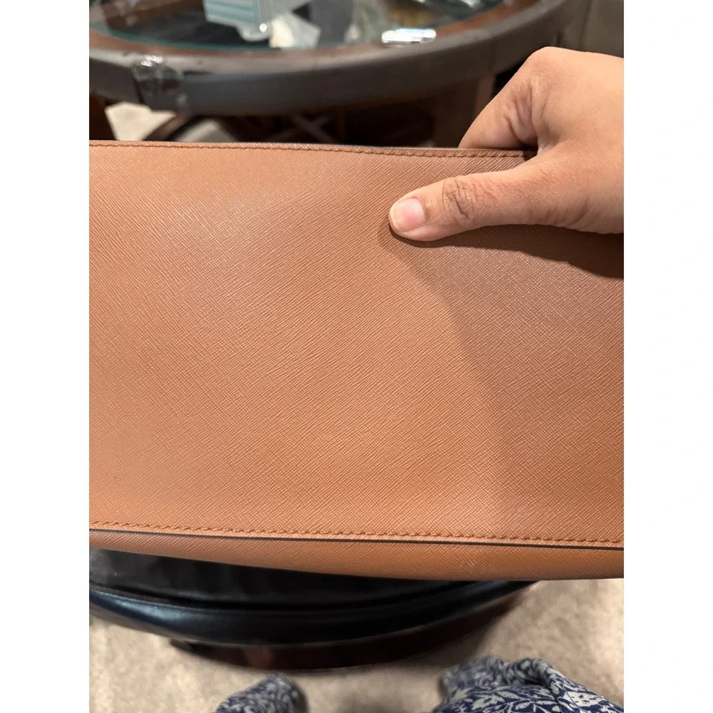Michael Kors Tote Bag Brown‎ Leather Gold Hardware Top Zip Large